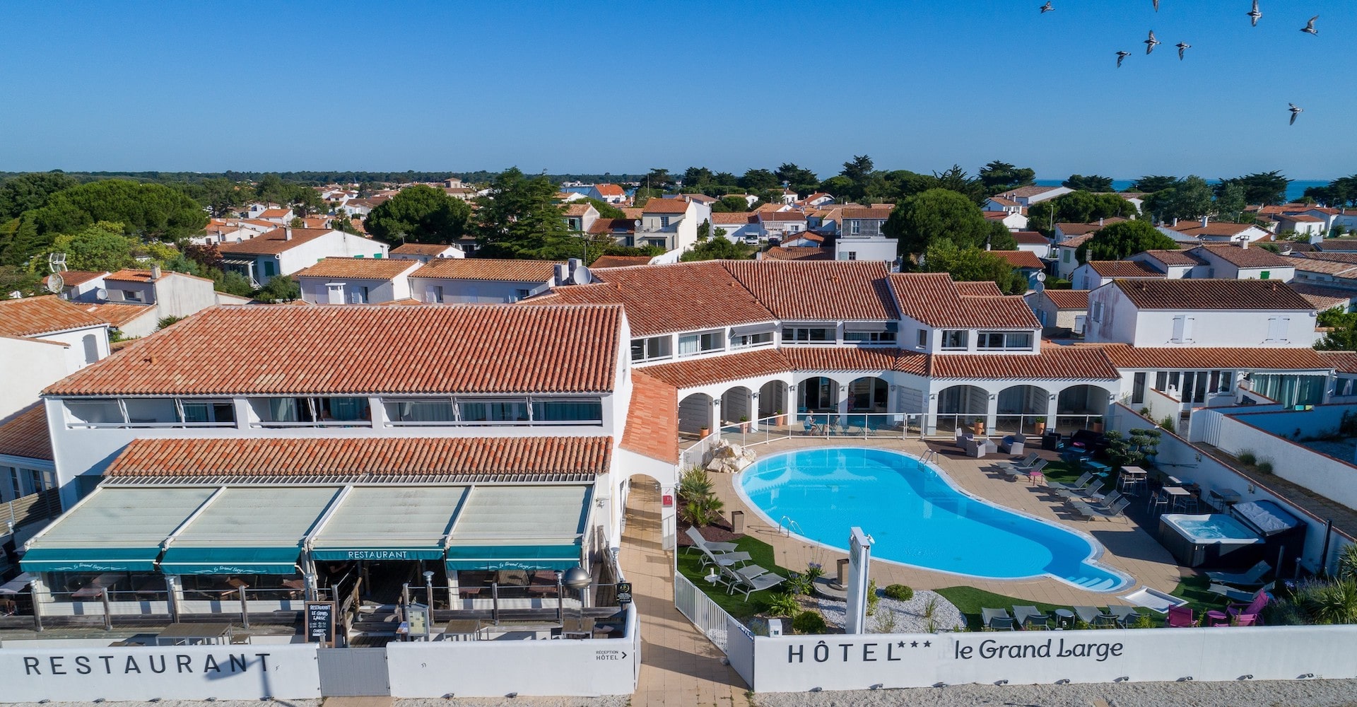 Hotel Le Grand Large Ile De Ré Bienvenue au restaurant le Grand Large - Ile de Ré